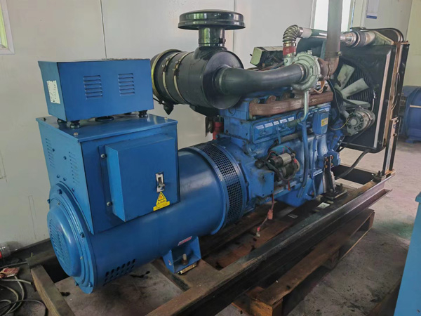 眉山100kW柴油发电机组使用多级机油有哪些优缺点？